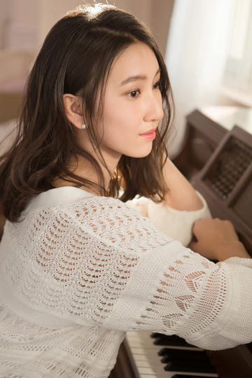 张本智和早田希娜开局被打6比0